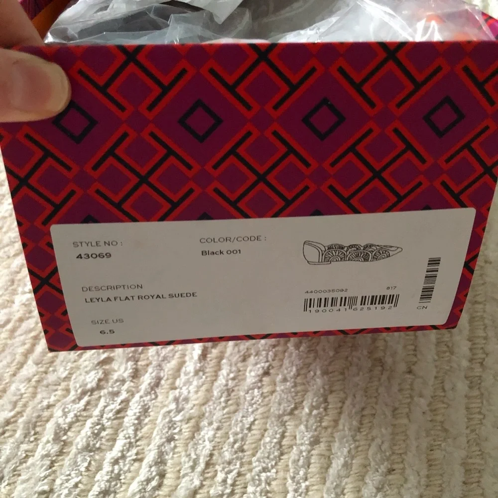 NWT Tory Burch Leyla suede laser cut flats